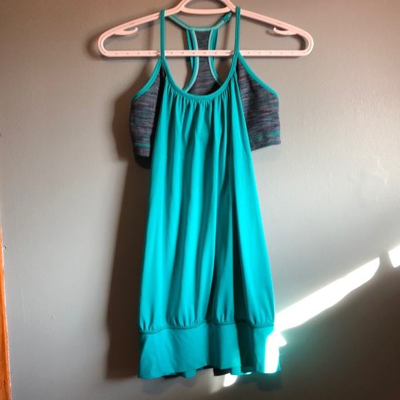 Size 6 Lululemon No Limits tank